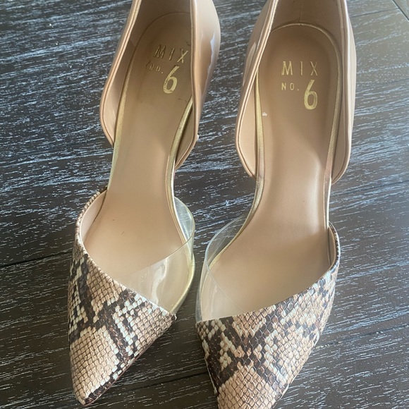 High heels - Picture 2 of 6